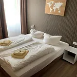 Szálloda Regiohotel Leipzig West - #fruehstuecksbuffet #toppreisleistung #freeparking #wallbox