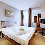 Regiohotel Leipzig West - #fruehstuecksbuffet #toppreisleistung #freeparking #wallbox Отель Шкойдиц
