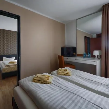 酒店 Regiohotel Leipzig West - #fruehstuecksbuffet #toppreisleistung #freeparking #wallbox