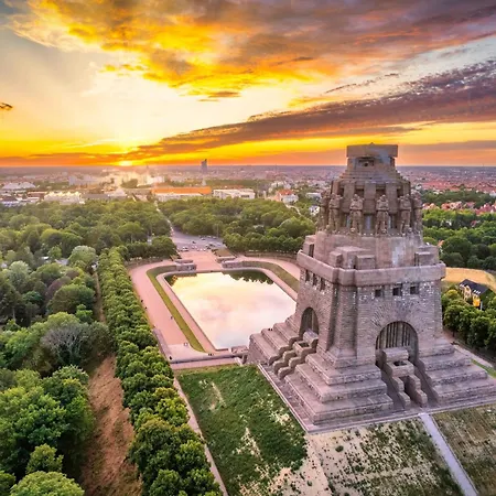 Regiohotel Leipzig West - #fruehstuecksbuffet #toppreisleistung #freeparking #wallbox 3* 施科伊迪茨