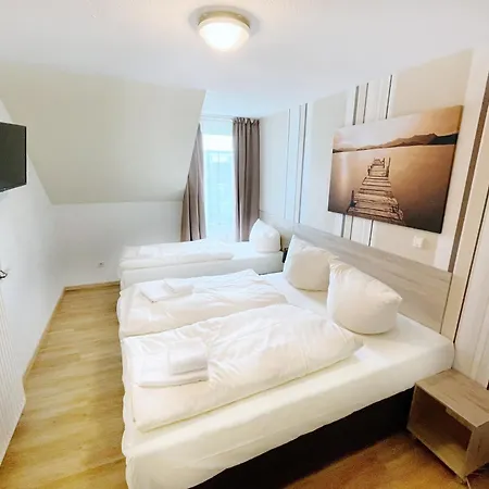 Regiohotel Leipzig West - #fruehstuecksbuffet #toppreisleistung #freeparking #wallbox