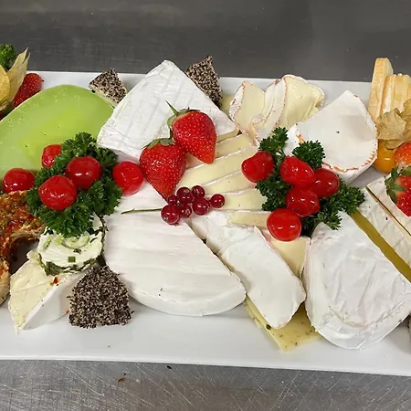 Regiohotel Leipzig West - #fruehstuecksbuffet #toppreisleistung #freeparking #wallbox Szálloda 3*