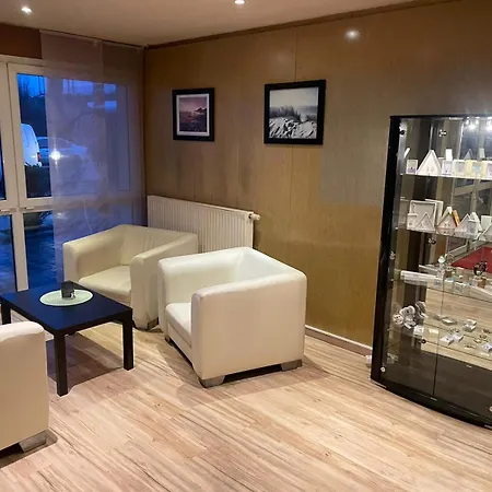 Regiohotel Leipzig West - #fruehstuecksbuffet #toppreisleistung #freeparking #wallbox