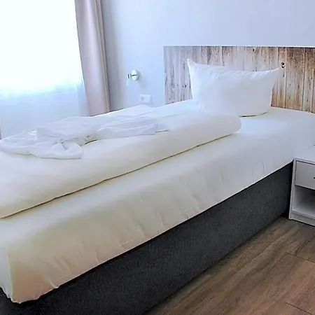 ホテル Regiohotel Leipzig West 3*