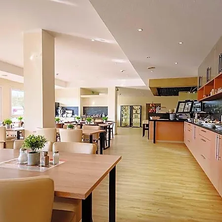 Regiohotel Leipzig West ホテル 3*